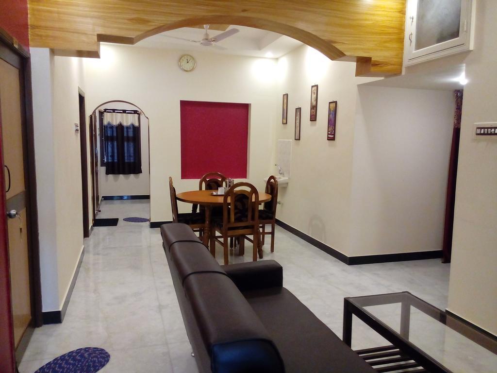 Barnabas Homestay Thanjavur Exterior photo